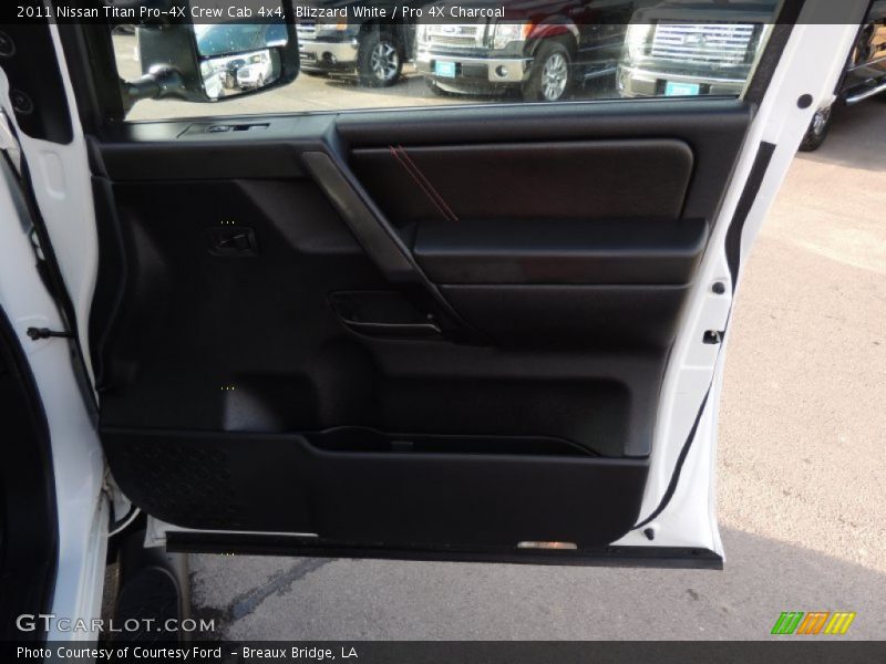 Blizzard White / Pro 4X Charcoal 2011 Nissan Titan Pro-4X Crew Cab 4x4