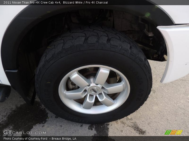 Blizzard White / Pro 4X Charcoal 2011 Nissan Titan Pro-4X Crew Cab 4x4