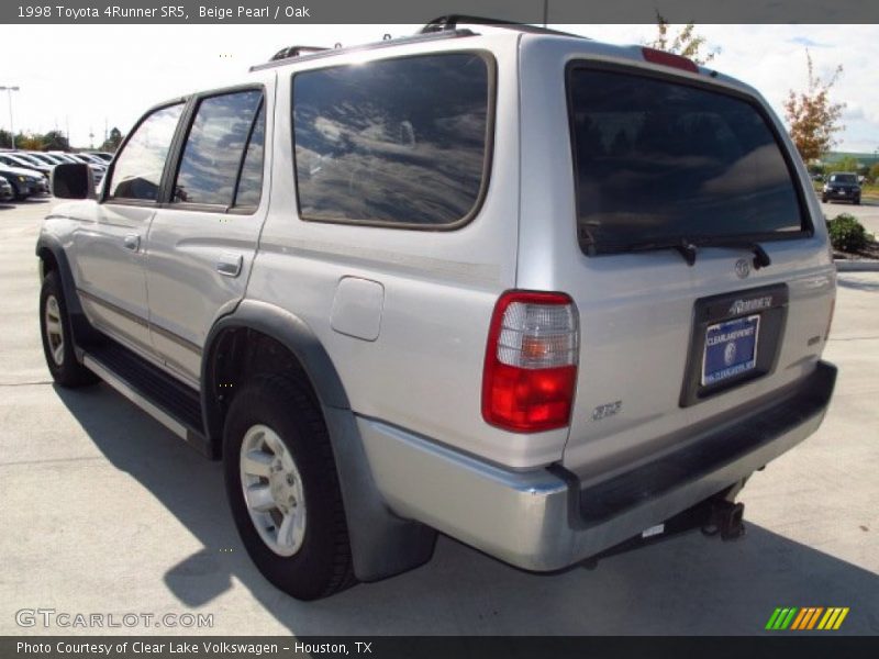 Beige Pearl / Oak 1998 Toyota 4Runner SR5