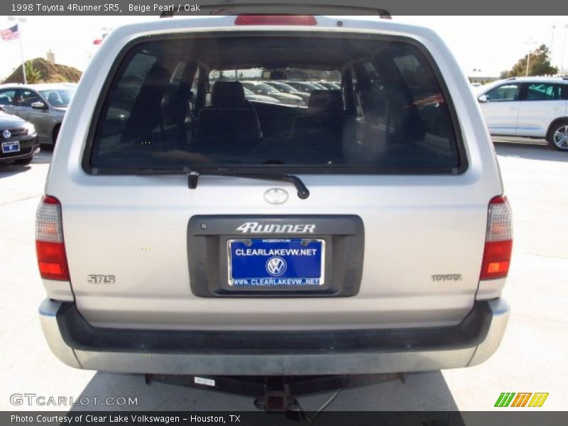 Beige Pearl / Oak 1998 Toyota 4Runner SR5