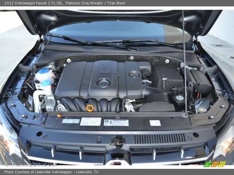 Platinum Gray Metallic / Titan Black 2012 Volkswagen Passat 2.5L SEL
