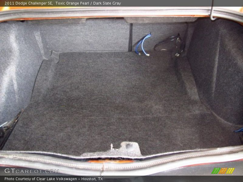 Toxic Orange Pearl / Dark Slate Gray 2011 Dodge Challenger SE