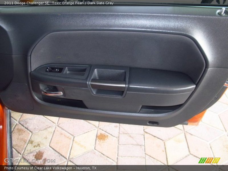 Toxic Orange Pearl / Dark Slate Gray 2011 Dodge Challenger SE