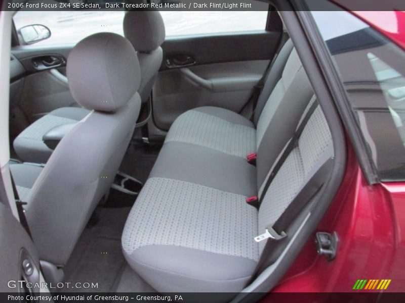 Dark Toreador Red Metallic / Dark Flint/Light Flint 2006 Ford Focus ZX4 SE Sedan