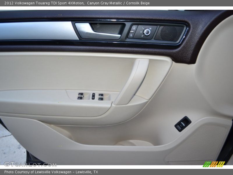 Canyon Gray Metallic / Cornsilk Beige 2012 Volkswagen Touareg TDI Sport 4XMotion