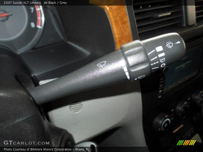 Controls of 2007 XL7 Limited