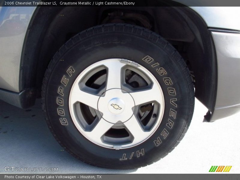 Graystone Metallic / Light Cashmere/Ebony 2006 Chevrolet TrailBlazer LS