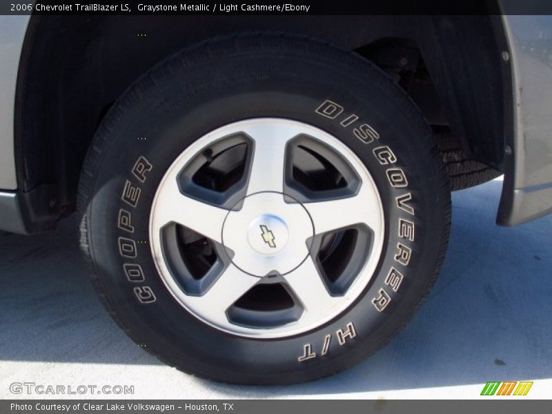 Graystone Metallic / Light Cashmere/Ebony 2006 Chevrolet TrailBlazer LS