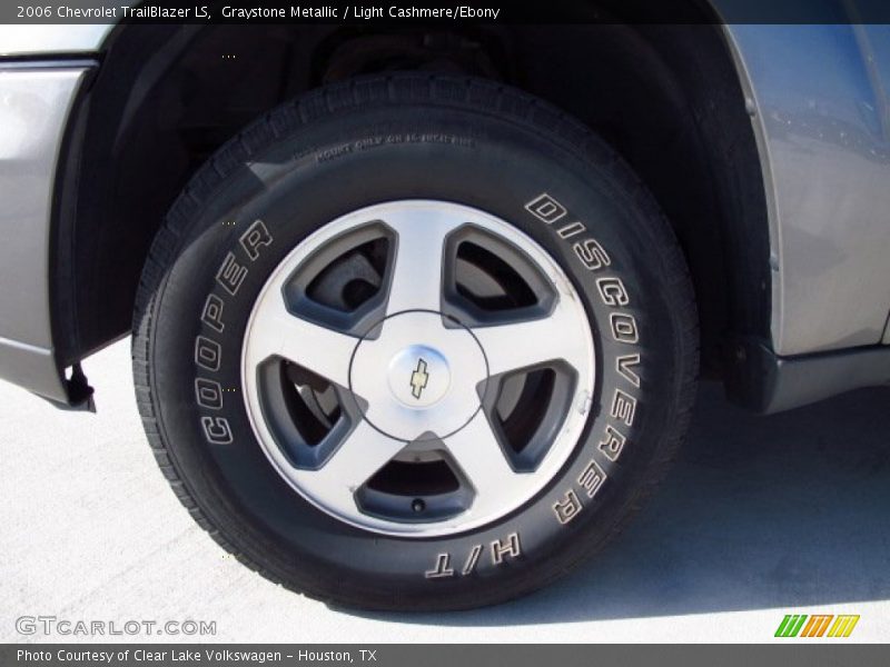 Graystone Metallic / Light Cashmere/Ebony 2006 Chevrolet TrailBlazer LS