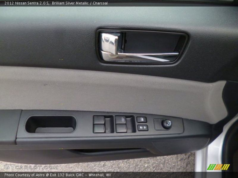 Brilliant Silver Metallic / Charcoal 2012 Nissan Sentra 2.0 S