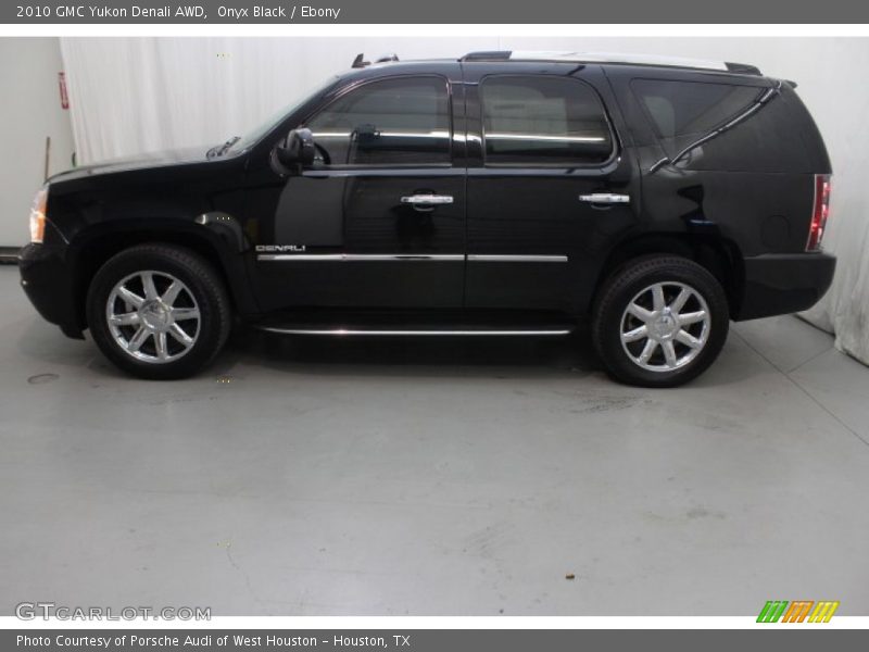 Onyx Black / Ebony 2010 GMC Yukon Denali AWD