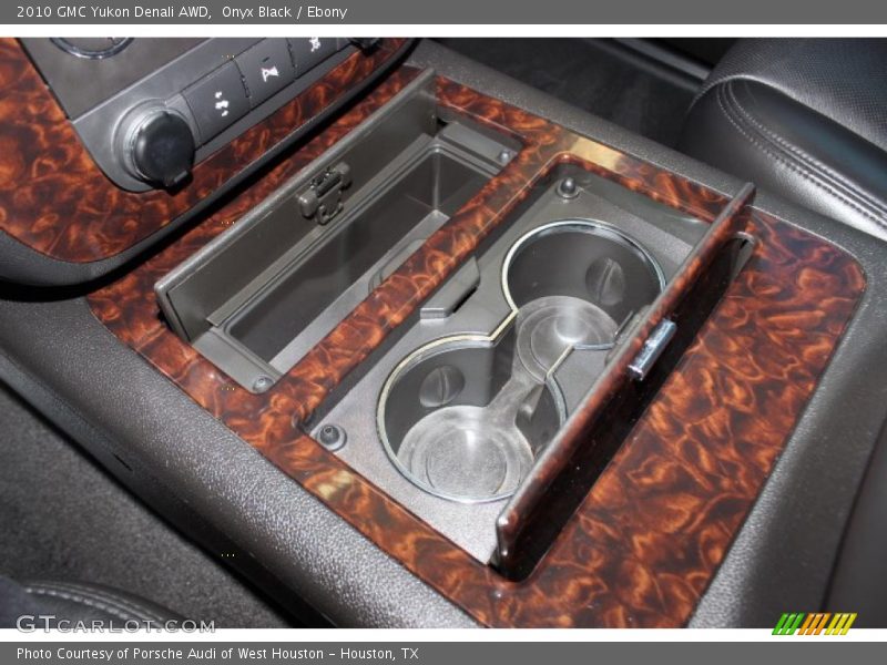 Onyx Black / Ebony 2010 GMC Yukon Denali AWD
