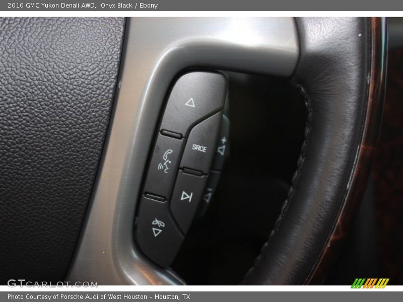 Onyx Black / Ebony 2010 GMC Yukon Denali AWD