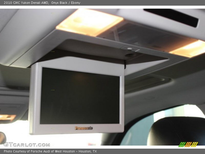 Onyx Black / Ebony 2010 GMC Yukon Denali AWD
