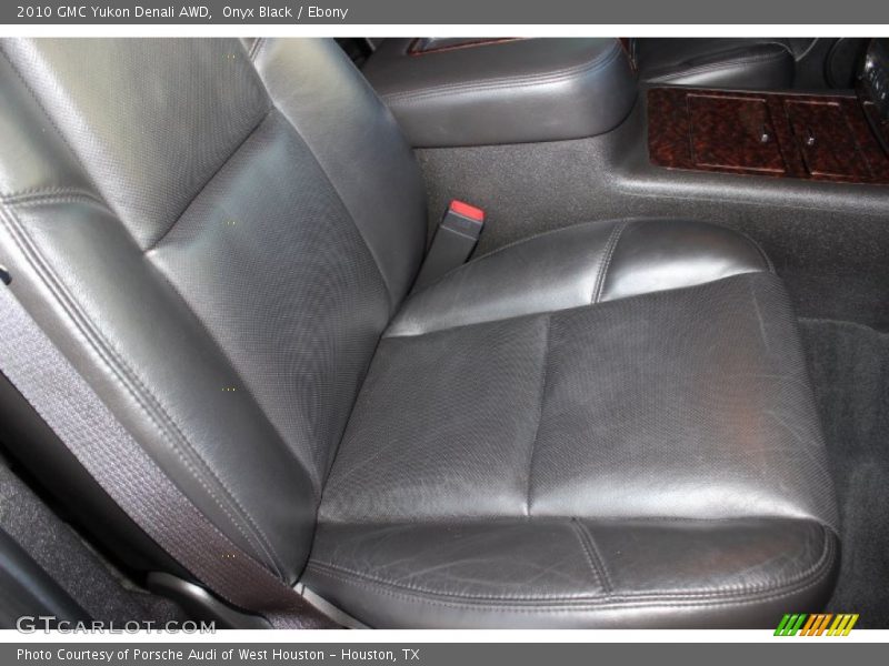 Onyx Black / Ebony 2010 GMC Yukon Denali AWD