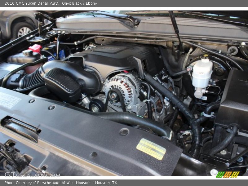 Onyx Black / Ebony 2010 GMC Yukon Denali AWD