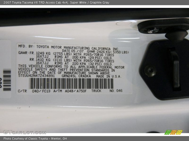 Super White / Graphite Gray 2007 Toyota Tacoma V6 TRD Access Cab 4x4