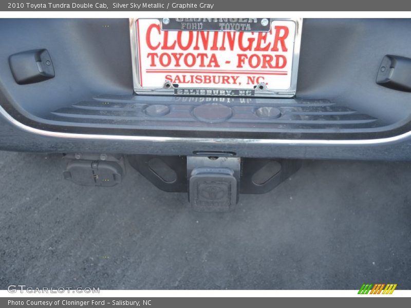 Silver Sky Metallic / Graphite Gray 2010 Toyota Tundra Double Cab