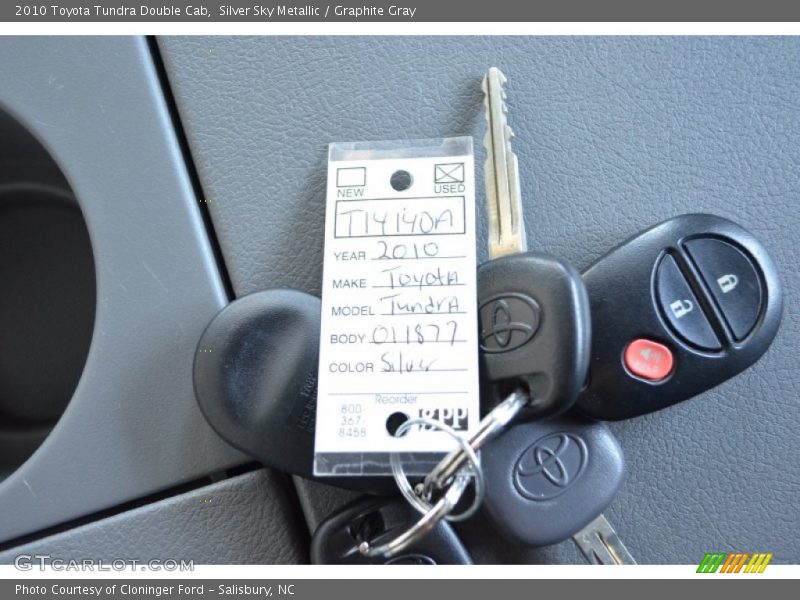 Silver Sky Metallic / Graphite Gray 2010 Toyota Tundra Double Cab