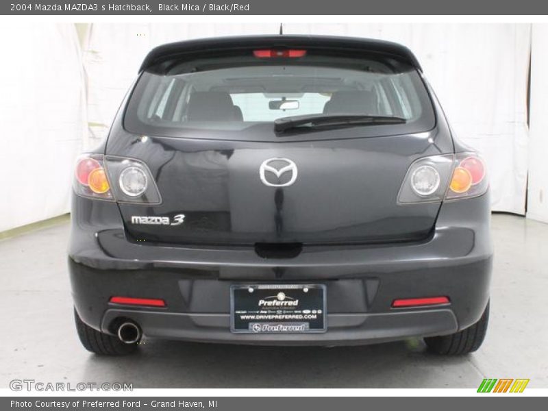 Black Mica / Black/Red 2004 Mazda MAZDA3 s Hatchback