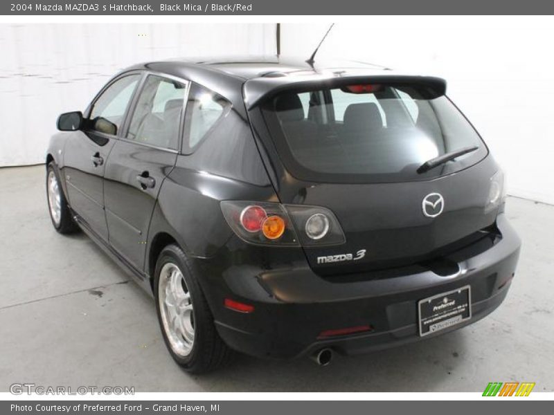 Black Mica / Black/Red 2004 Mazda MAZDA3 s Hatchback