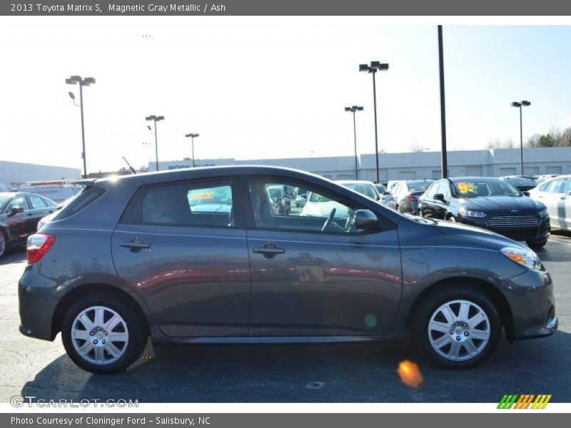 Magnetic Gray Metallic / Ash 2013 Toyota Matrix S