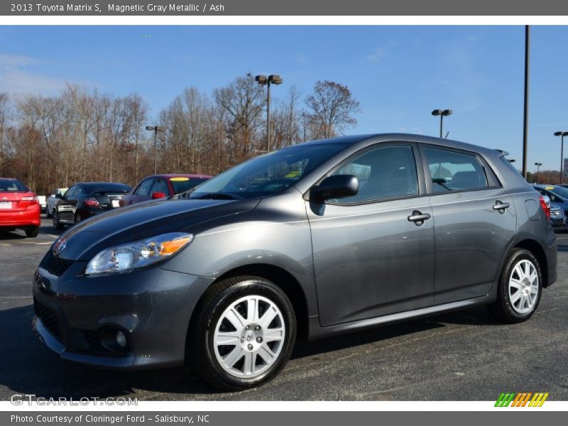Magnetic Gray Metallic / Ash 2013 Toyota Matrix S