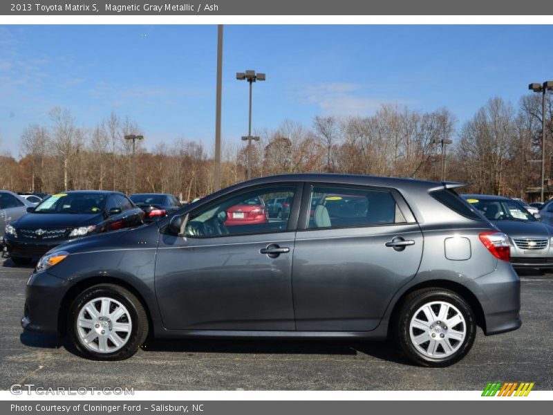 Magnetic Gray Metallic / Ash 2013 Toyota Matrix S