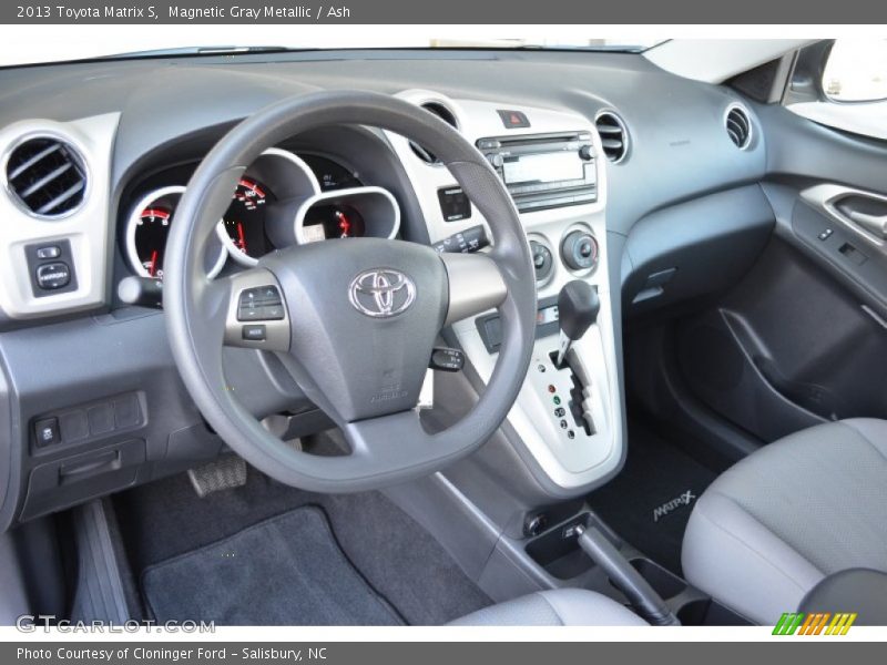 Magnetic Gray Metallic / Ash 2013 Toyota Matrix S