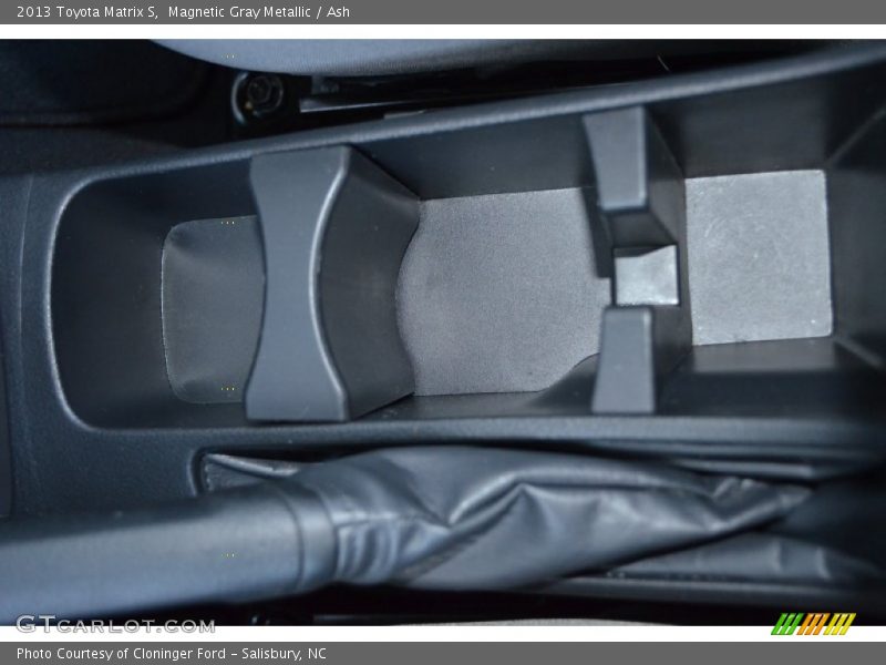 Magnetic Gray Metallic / Ash 2013 Toyota Matrix S