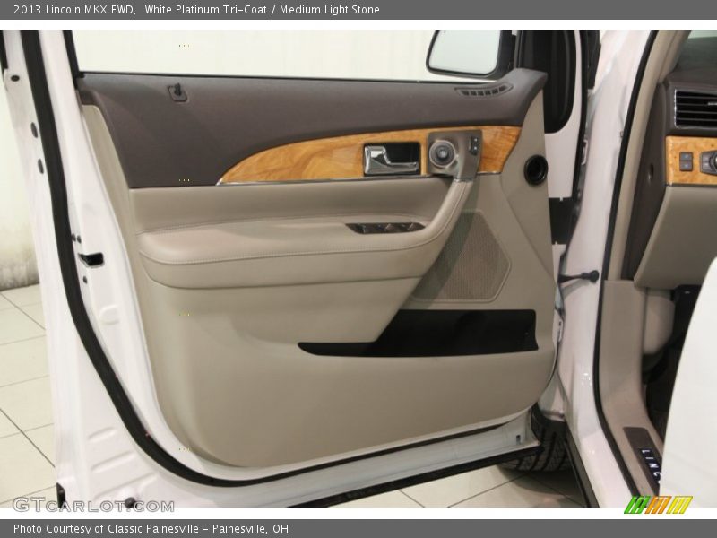 White Platinum Tri-Coat / Medium Light Stone 2013 Lincoln MKX FWD