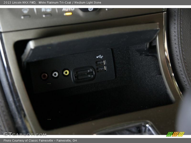 White Platinum Tri-Coat / Medium Light Stone 2013 Lincoln MKX FWD