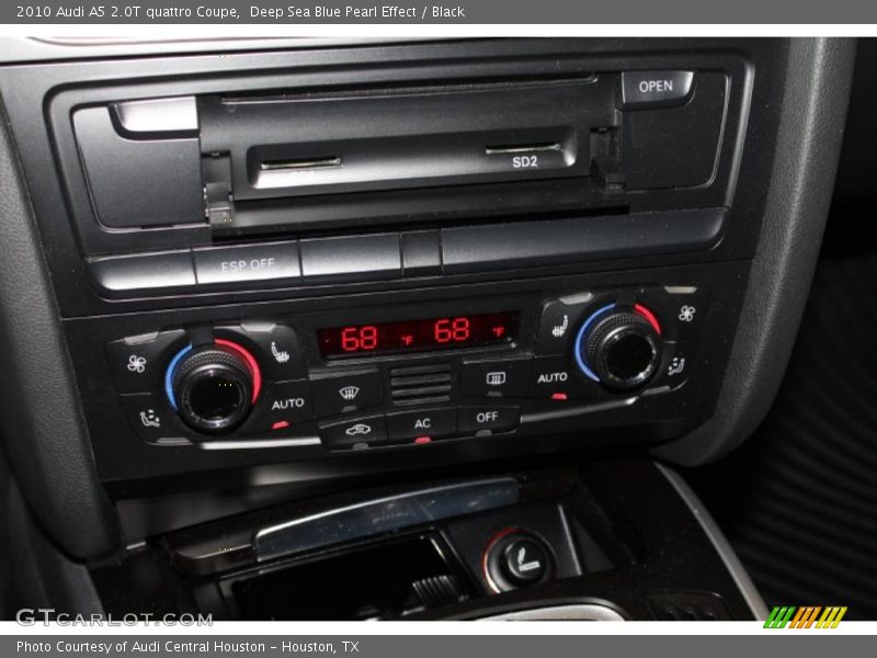 Deep Sea Blue Pearl Effect / Black 2010 Audi A5 2.0T quattro Coupe