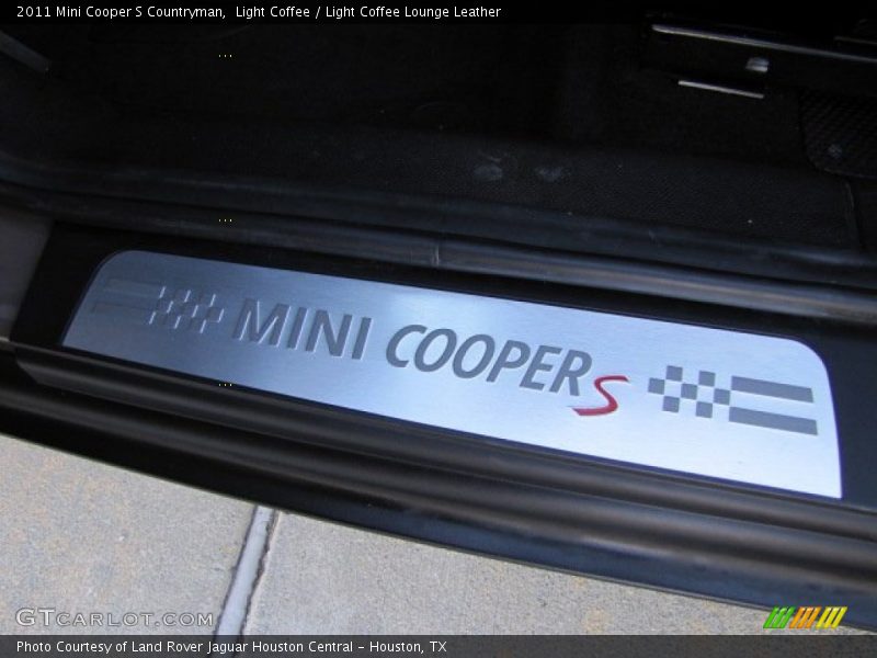 Light Coffee / Light Coffee Lounge Leather 2011 Mini Cooper S Countryman
