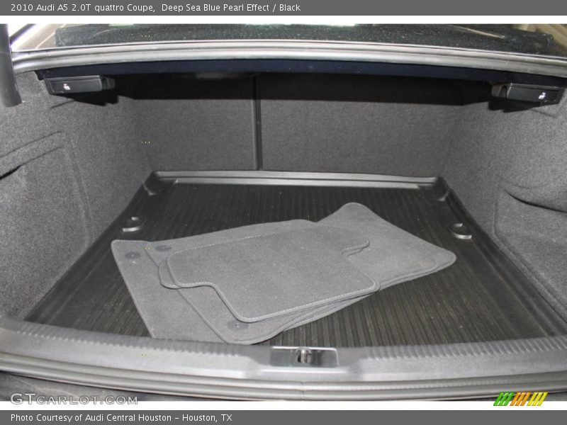 Deep Sea Blue Pearl Effect / Black 2010 Audi A5 2.0T quattro Coupe