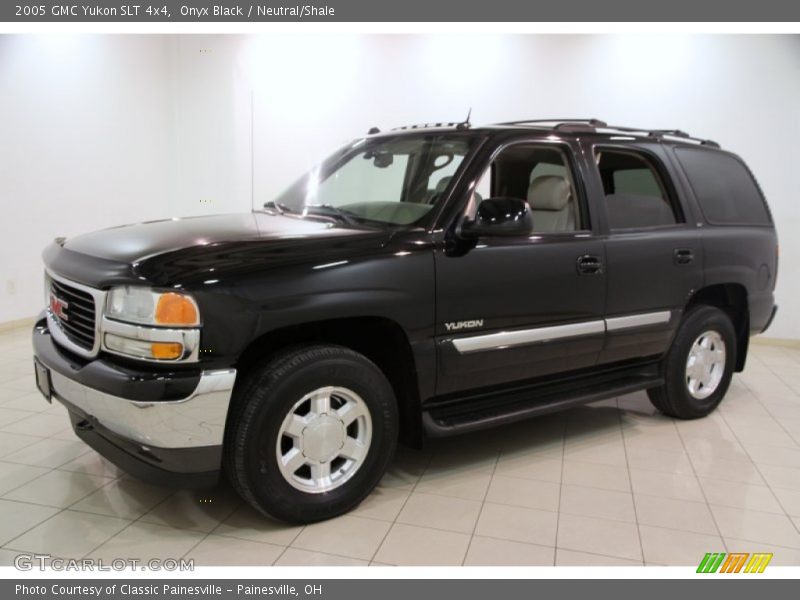 Onyx Black / Neutral/Shale 2005 GMC Yukon SLT 4x4