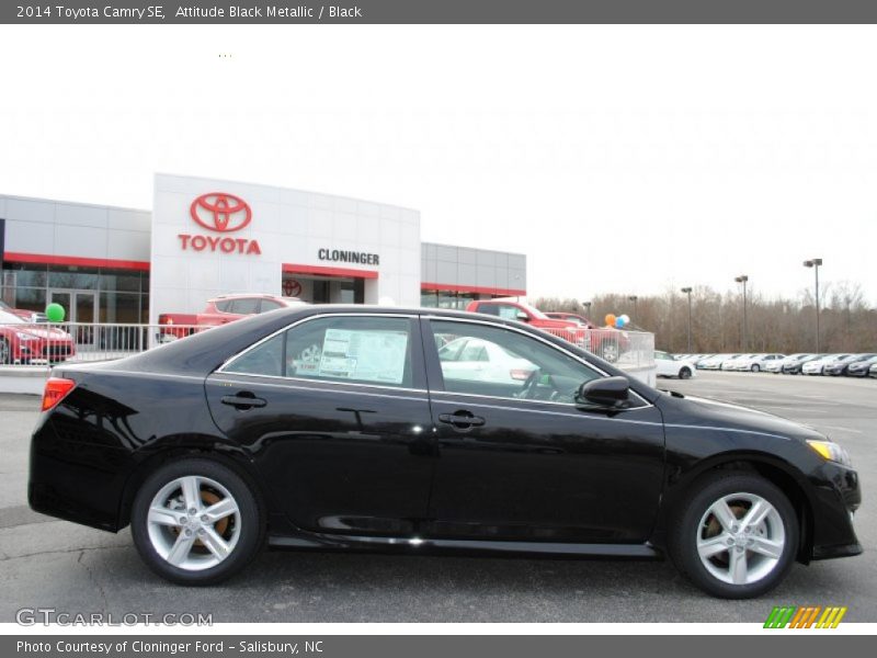 Attitude Black Metallic / Black 2014 Toyota Camry SE