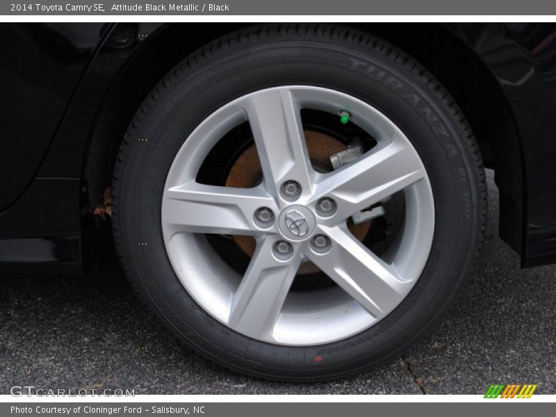 Attitude Black Metallic / Black 2014 Toyota Camry SE