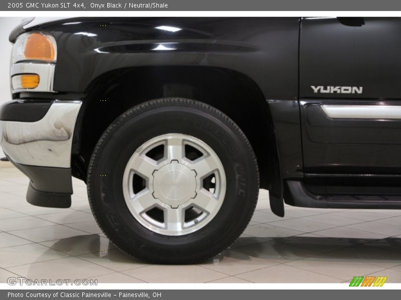 Onyx Black / Neutral/Shale 2005 GMC Yukon SLT 4x4
