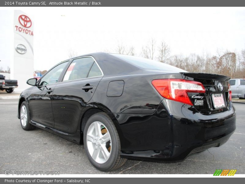 Attitude Black Metallic / Black 2014 Toyota Camry SE