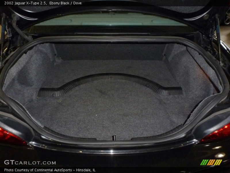  2002 X-Type 2.5 Trunk