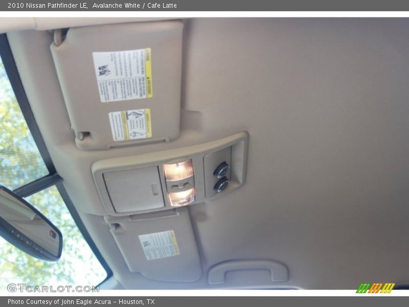 Avalanche White / Cafe Latte 2010 Nissan Pathfinder LE