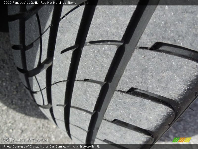 Red Hot Metallic / Ebony 2010 Pontiac Vibe 2.4L