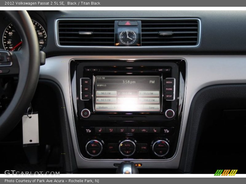 Black / Titan Black 2012 Volkswagen Passat 2.5L SE