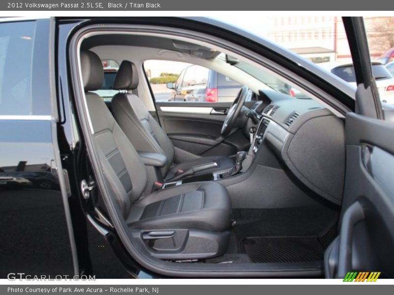 Black / Titan Black 2012 Volkswagen Passat 2.5L SE