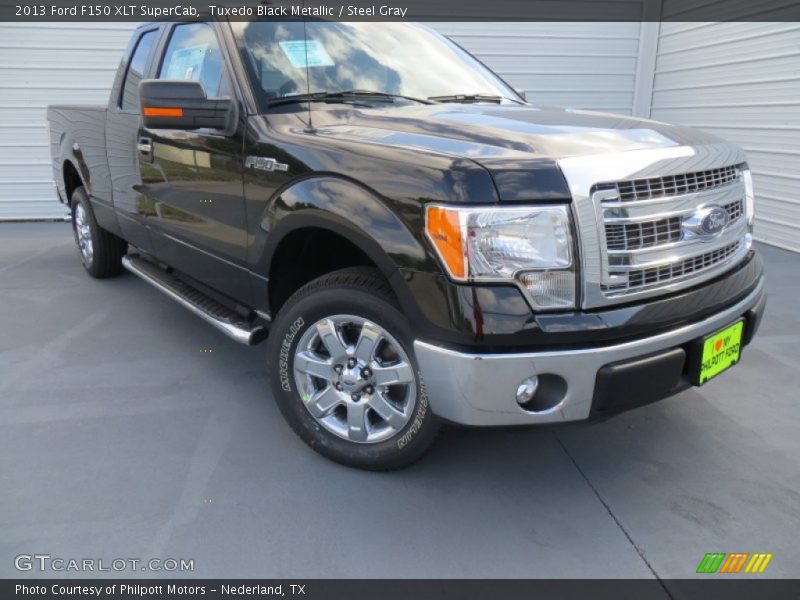 Tuxedo Black Metallic / Steel Gray 2013 Ford F150 XLT SuperCab