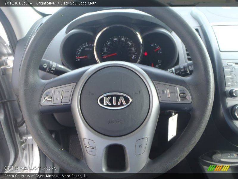 Bright Silver / Black Soul Logo Cloth 2011 Kia Soul +