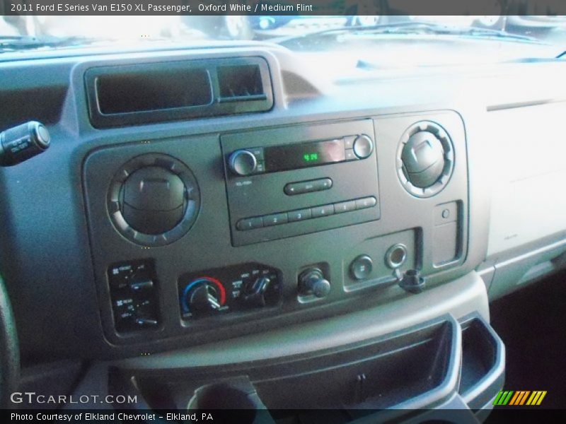 Oxford White / Medium Flint 2011 Ford E Series Van E150 XL Passenger