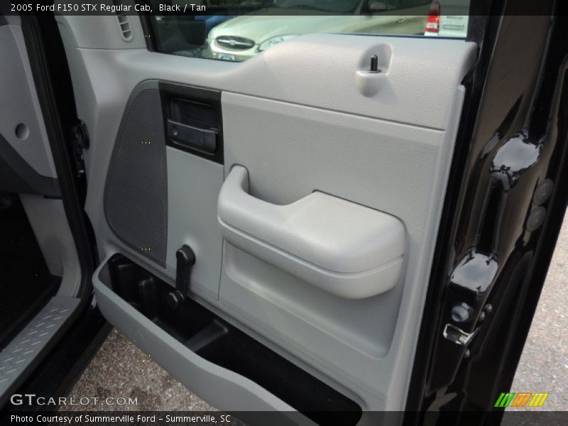 Black / Tan 2005 Ford F150 STX Regular Cab