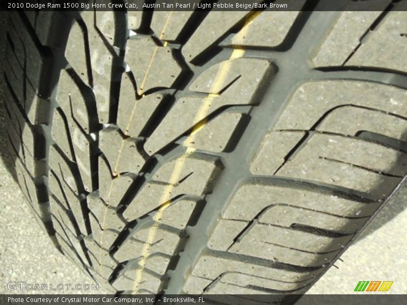 Austin Tan Pearl / Light Pebble Beige/Bark Brown 2010 Dodge Ram 1500 Big Horn Crew Cab